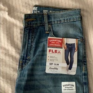 Levi s37 slim 29x30 jeans